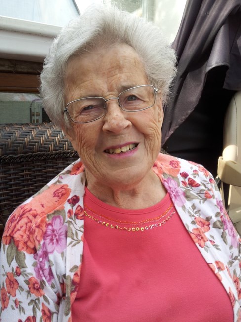 Avis de décès de Shirley Olive Savage