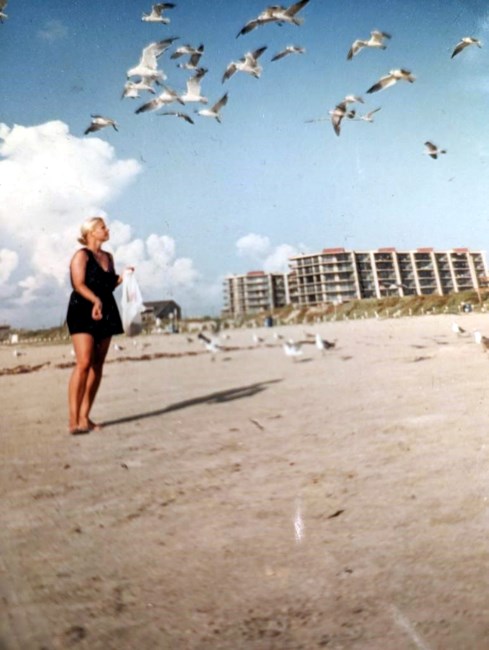 Obituary of Cynthia Ann (Devine) Graves