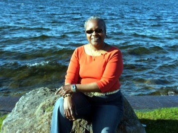 Obituary of Linda Tennell-Daramy