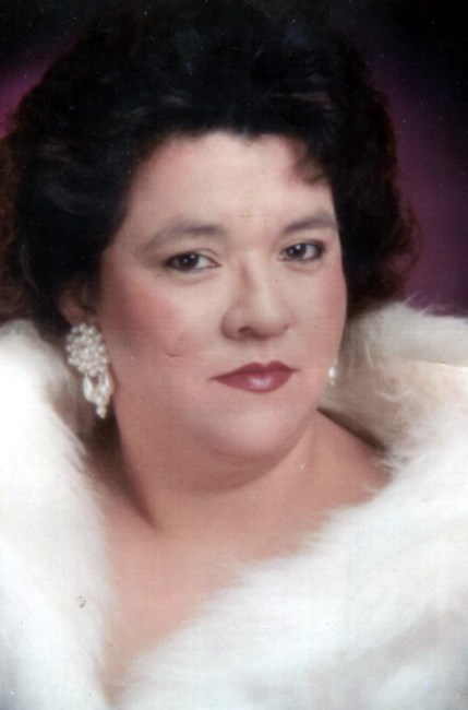 Obituario de Esperanza Moreno-Flores