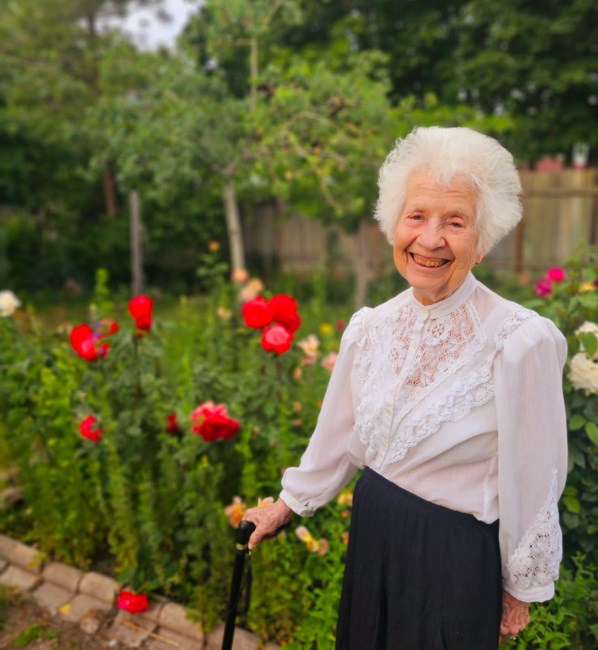 Obituary of Marjorie Louise Beck Powis