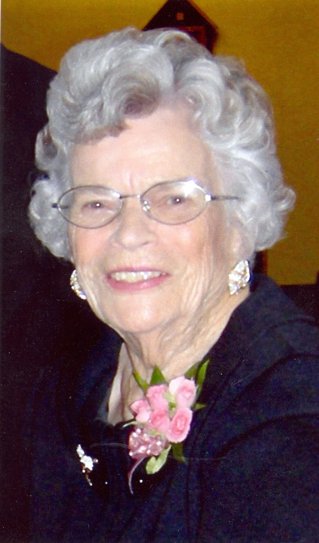 Obituary of Doris June Picha Drumhiller
