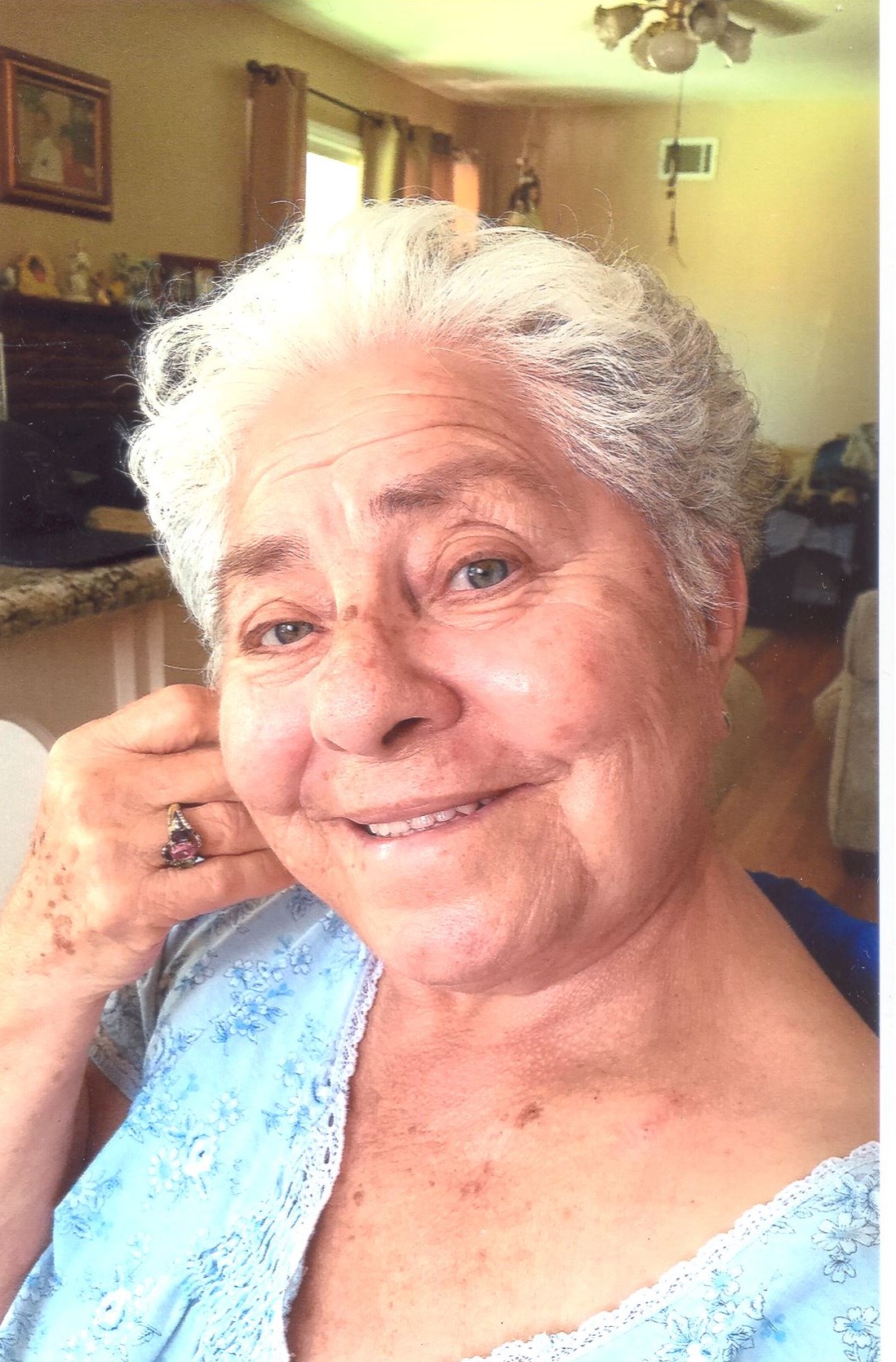 Obituary of Ramona Leon