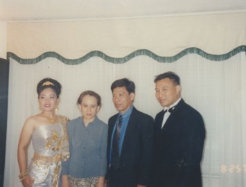 Obituary of Auv Seng