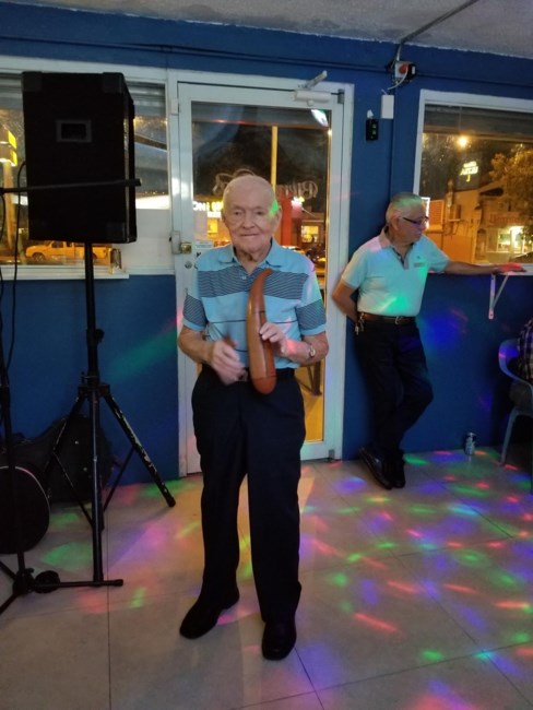 Obituary of Simón Pedro  Santiago González