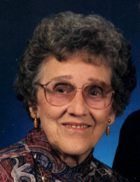 Obituario de Helen B Andrews