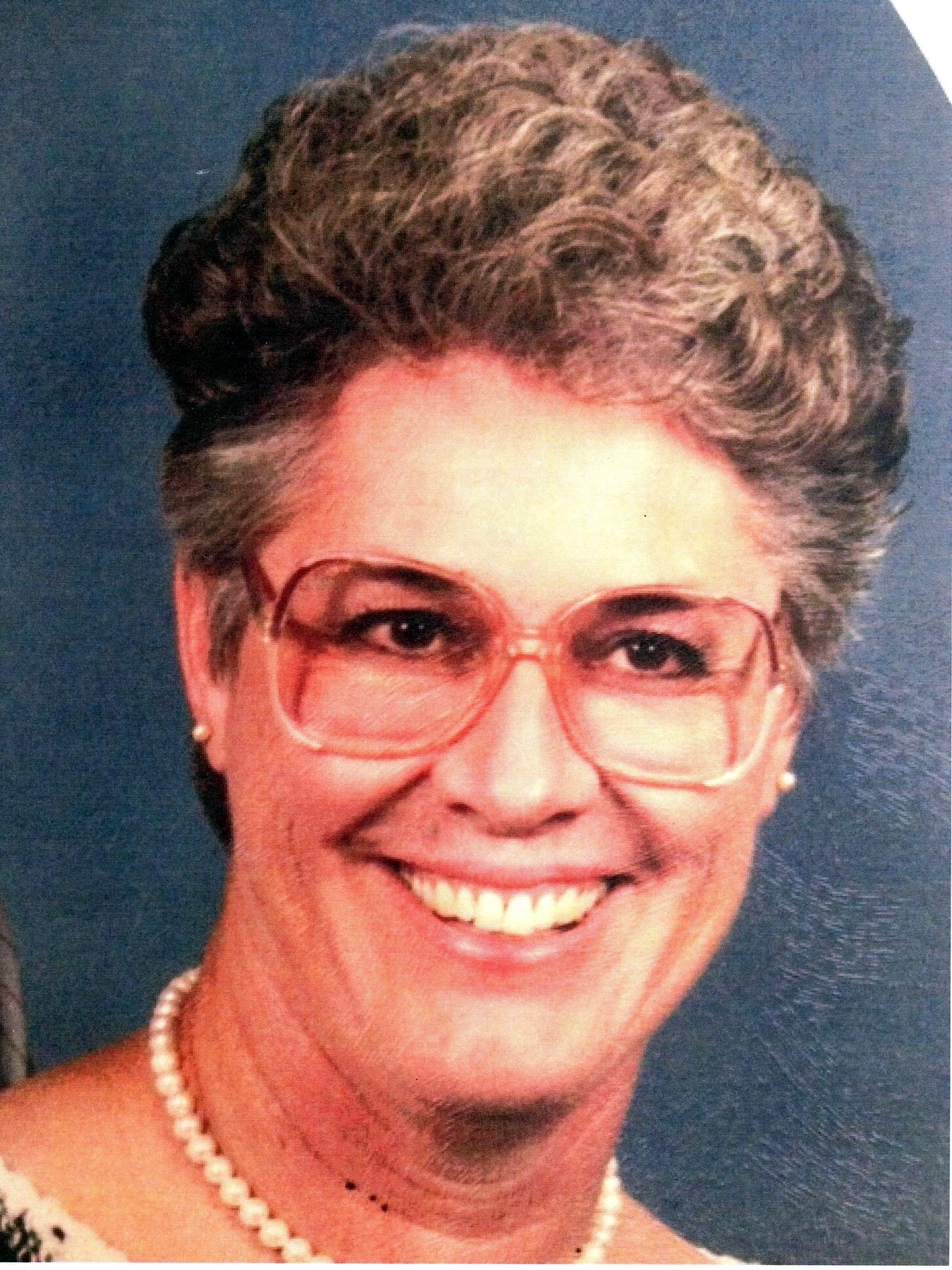 Linda Sharon Vallesillo Obituary Beaumont, CA