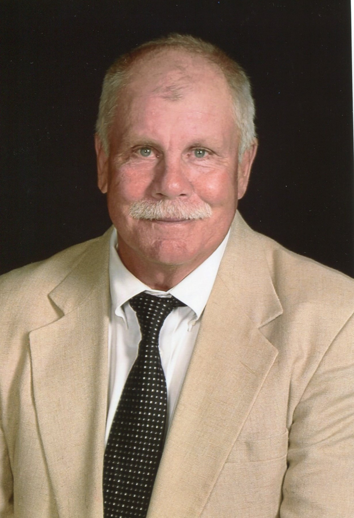 Avis de décès de John McDowell VII