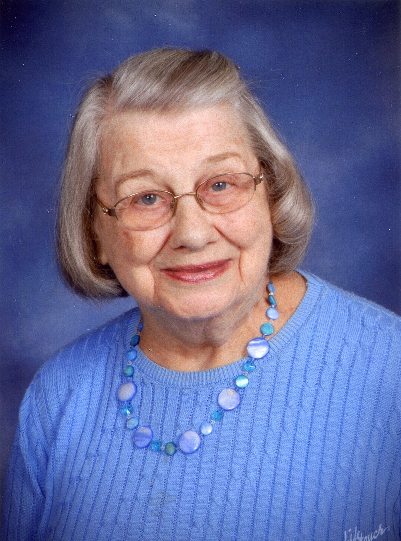 Hutchinson News Obit - 2n82sxw