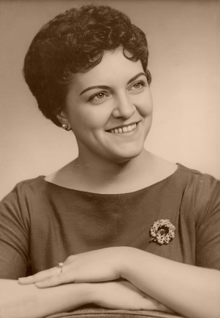 Obituary of Dora Theresa DiLuciano