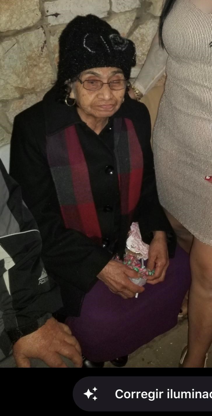 Obituary of Julia De La Paz-Estrada