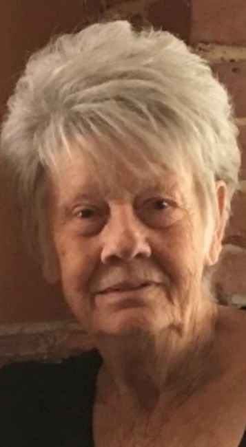 Obituario de Madeline L Trosclair