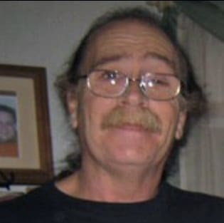 Obituario de Stewart Wayne Chapman