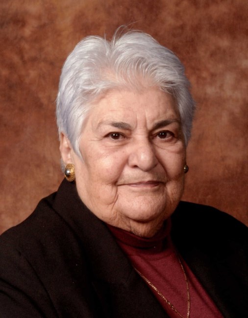 Obituary of Antonia Makris