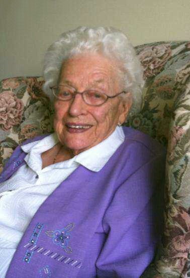 Obituary of Dorothy Dot May Habbershaw Chapman