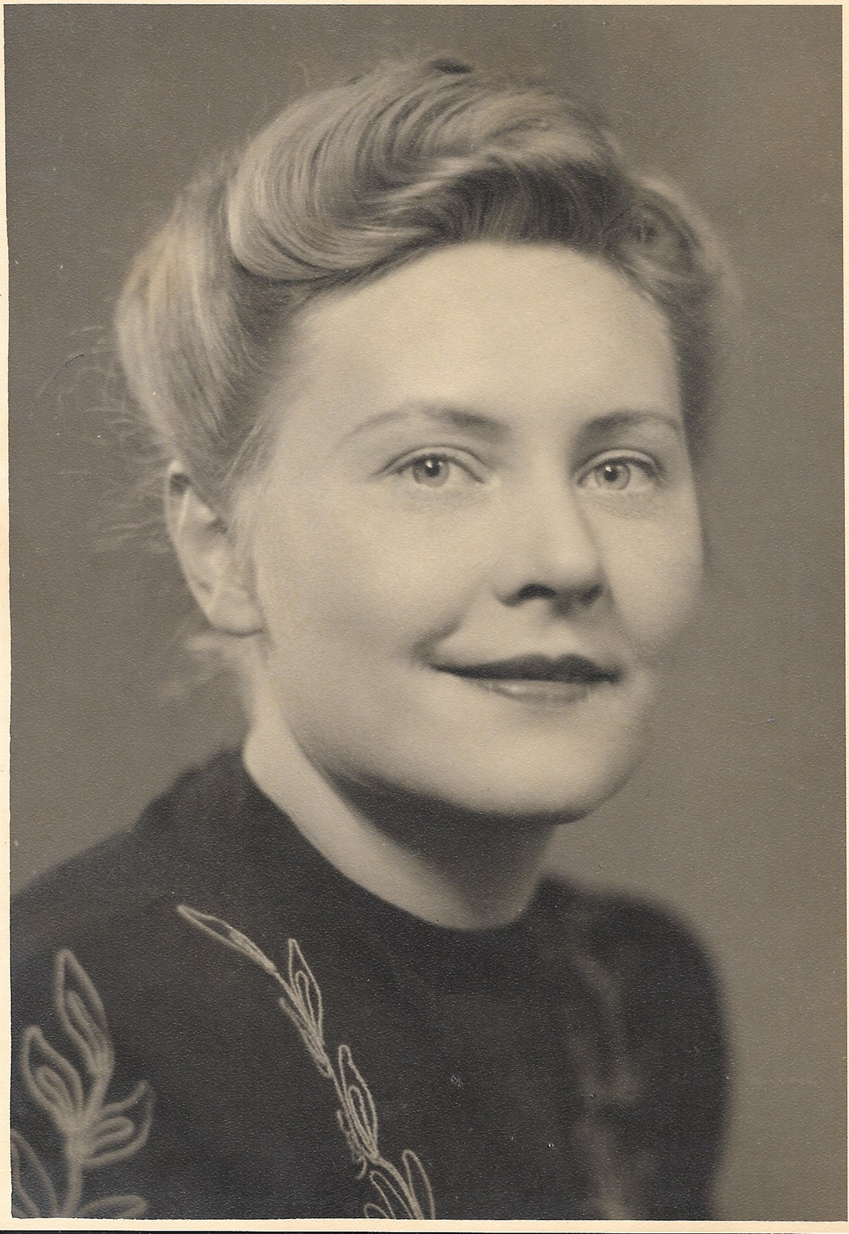 Obituary of Evelyn Mary Cloninger