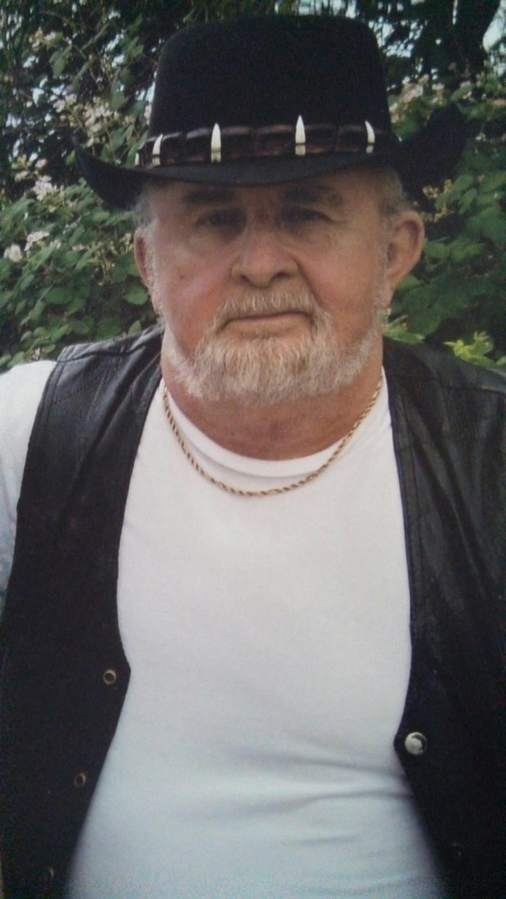 Obituary of Francis Joe Hobart