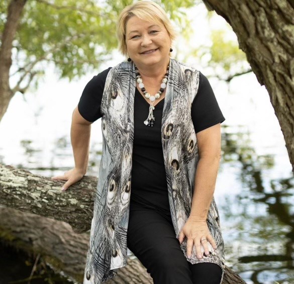 Obituary of Donna Marie Davis