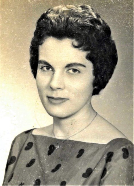 Obituary of Dorothy Margaret Ross