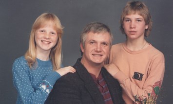 Obituario de Roger E. Thomasson