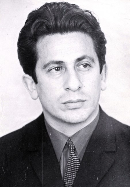 Obituary of Zinoviy Tinovskiy