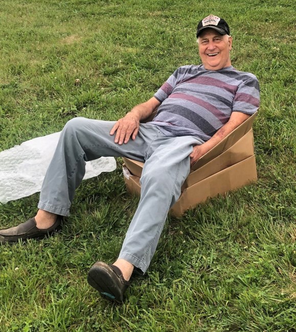 Obituary of Earl Lowe