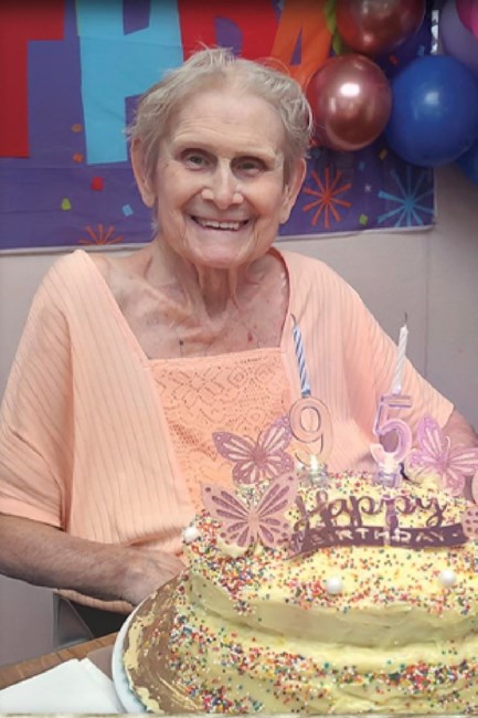 Obituary of Theresa Elizabeth Nicholas