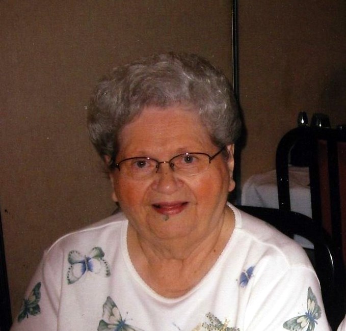 Obituary of Evelyn Hoffman