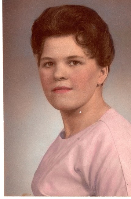 Obituary of Naida Kozuba Komarchuk