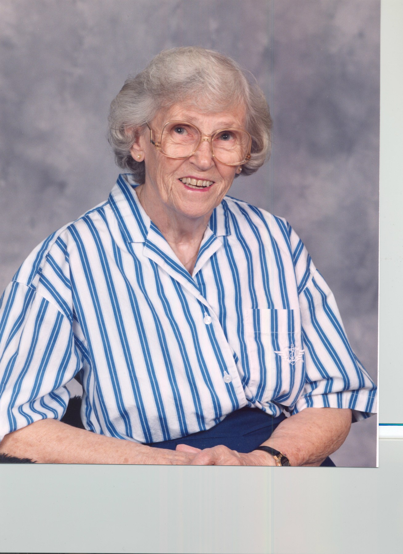 Obituary of Violet C Walters