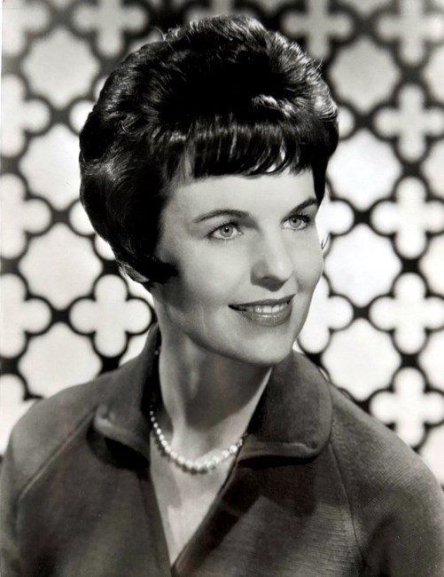 Obituary of Carlyn W Kelley