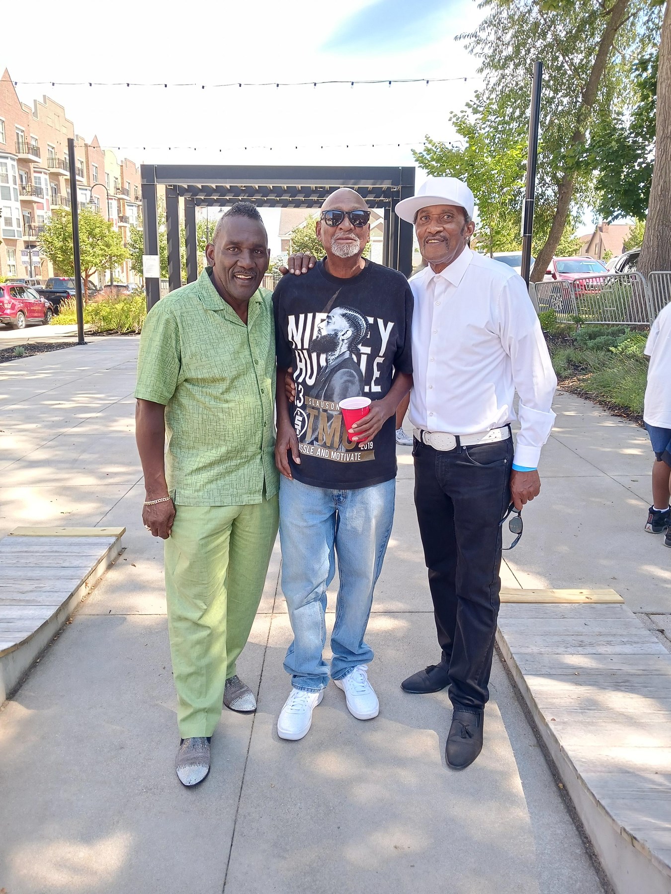 Avis de décès de Mr. Cleveland Earl Johnson