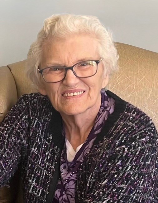Obituario de Mae Joyce Schlamp