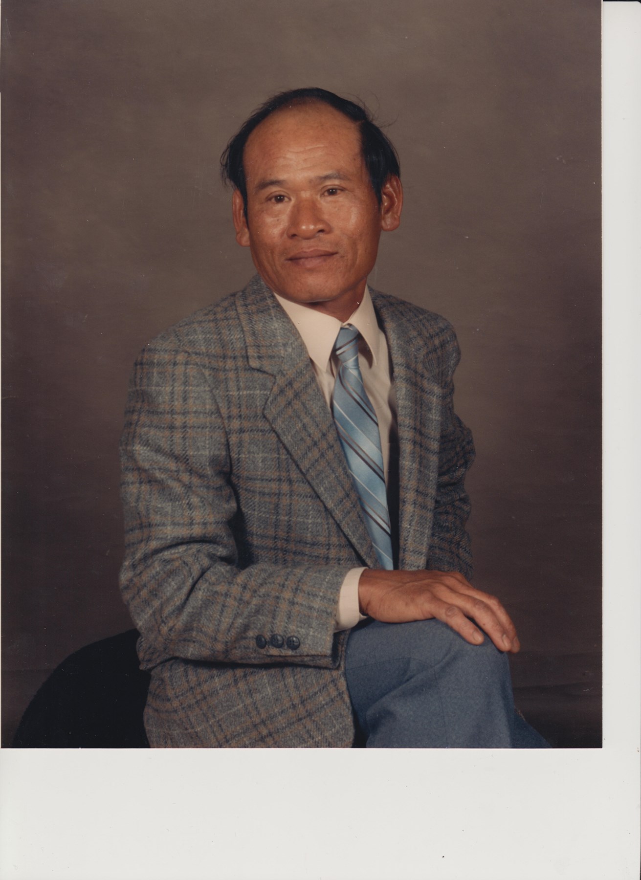 Obituary of Tan Cao Vu