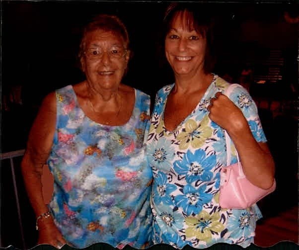 Obituary of Gloria Marie Raymond