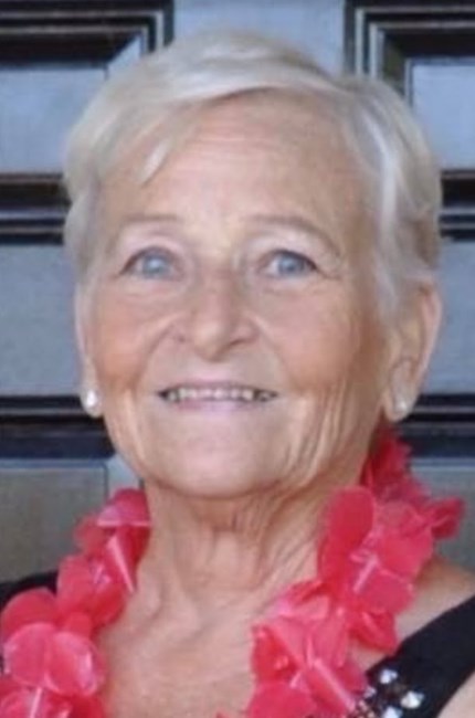 Obituary of Lynda W Hilton