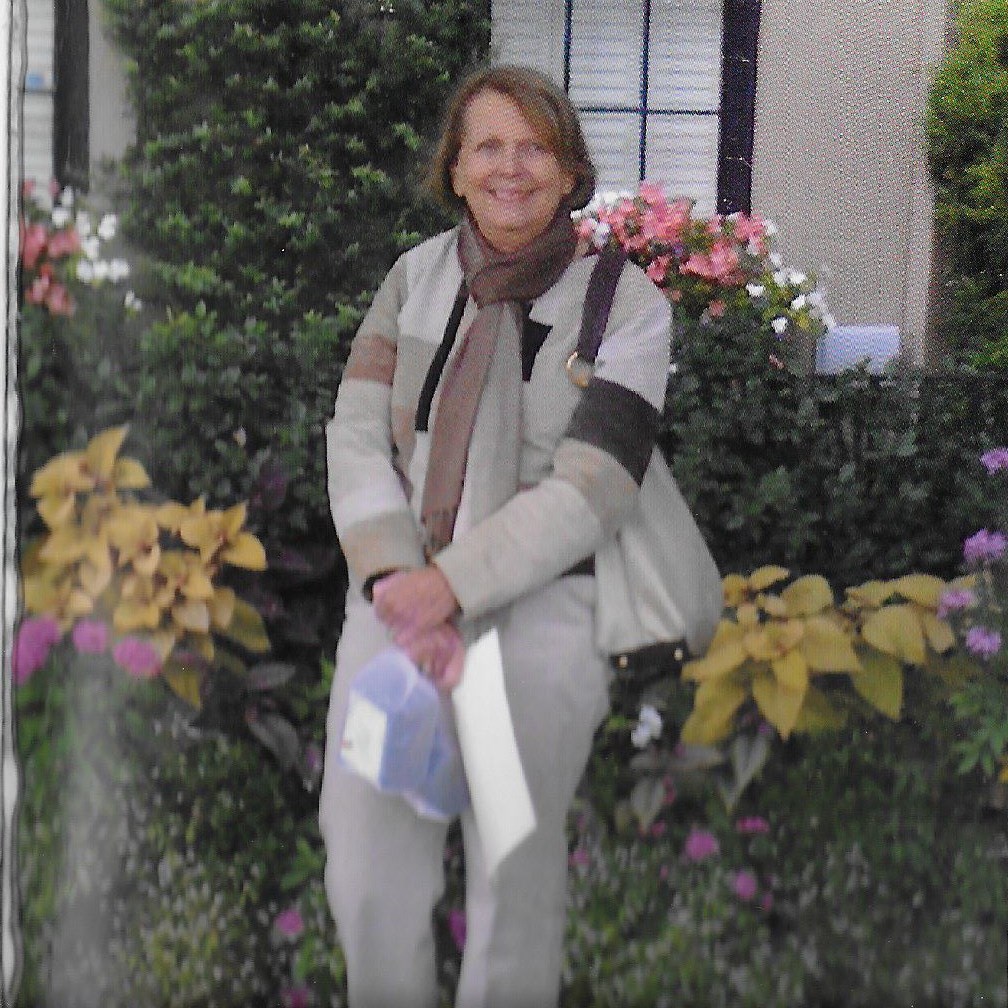 Obituary of Viola Catherine Gratz Lowrey