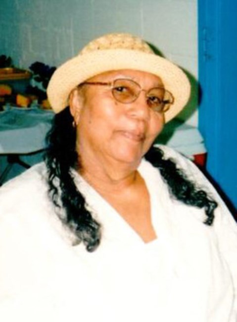 Obituary of Ethel Lee Holcomb