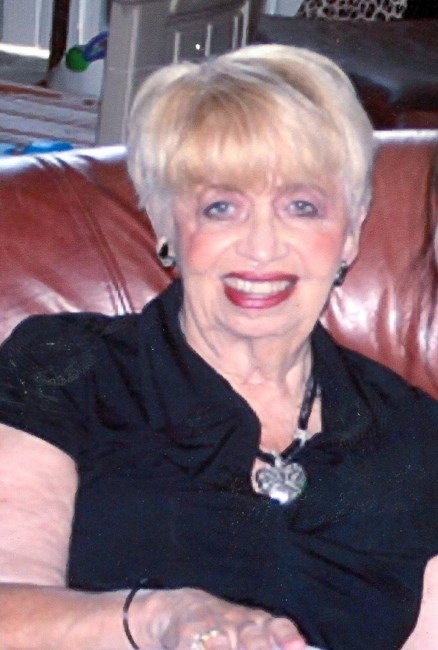 Obituary of Maxine Louise Waller