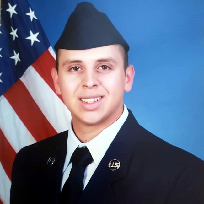 Avis de décès de Airman First Class Ivan Alexander Sandoval