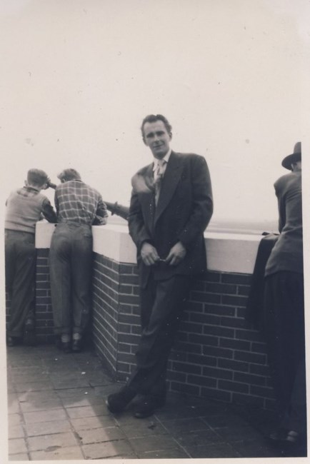 Obituary of Walter J. Bukowski