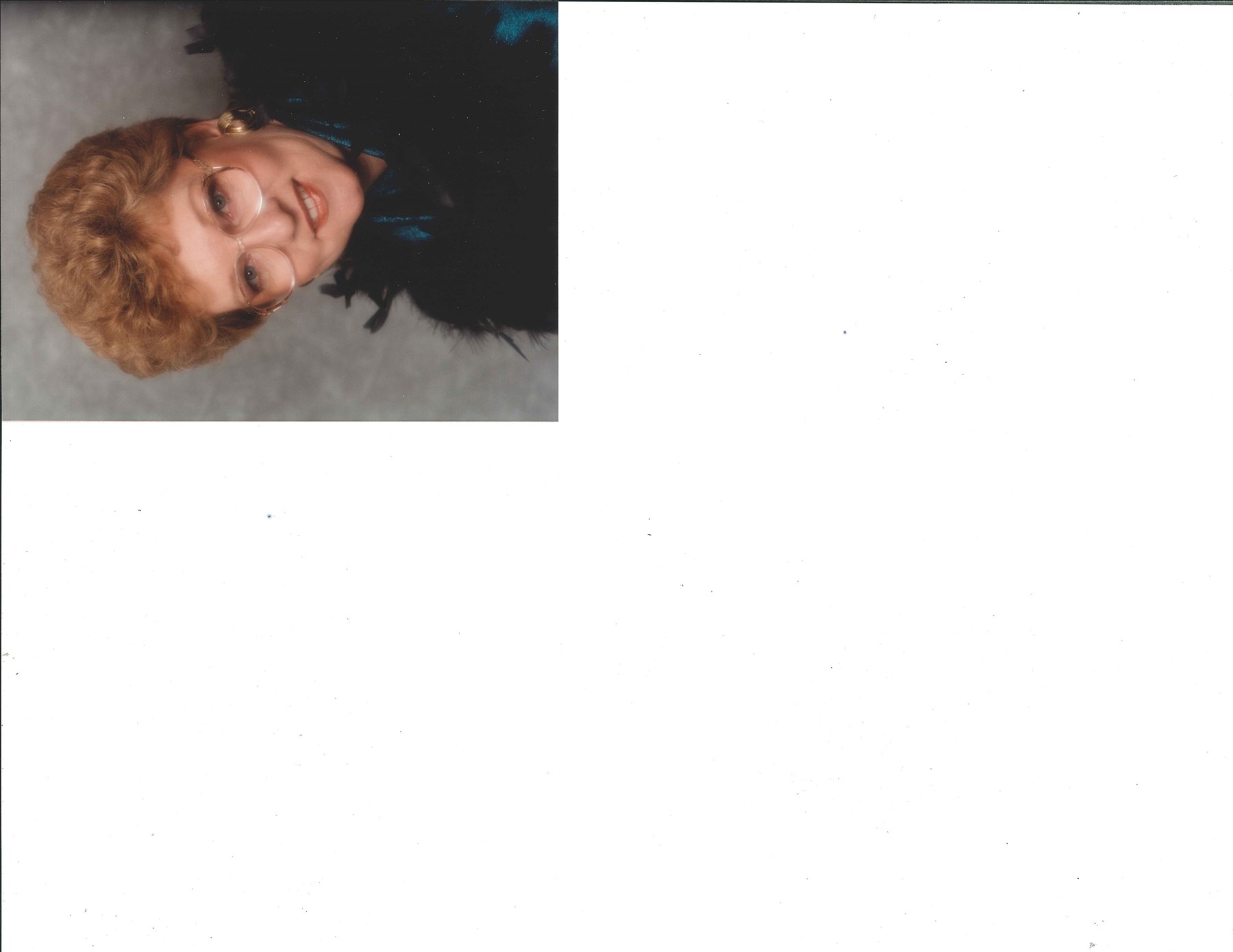 Obituary of Dora "Dodie" J Hoelle