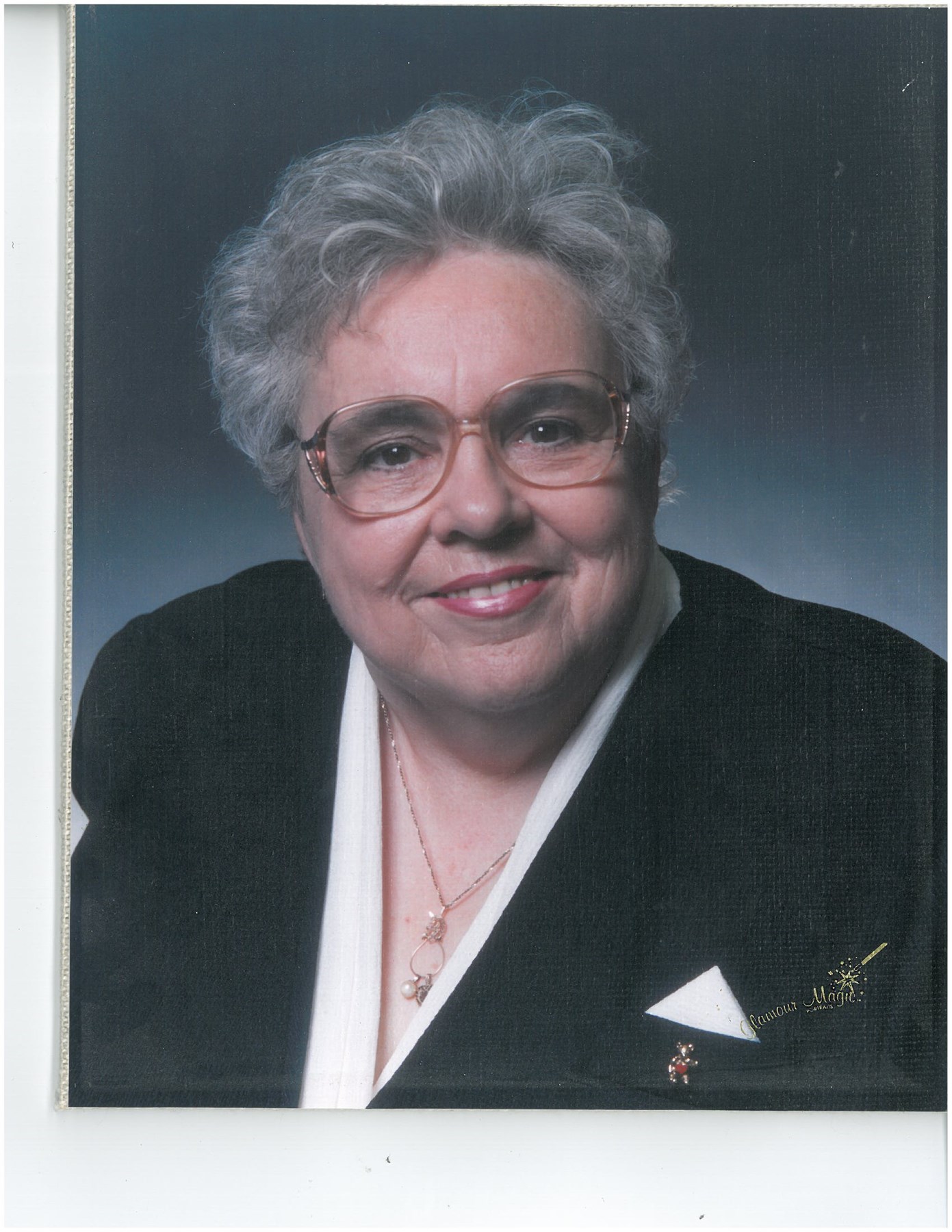 Obituary of Ruth Gertrude Hartt