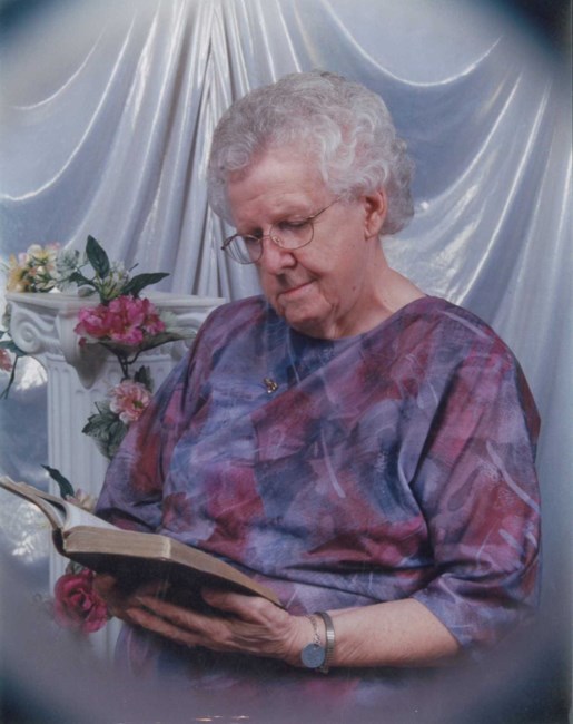Obituary of Iris Mae Gray