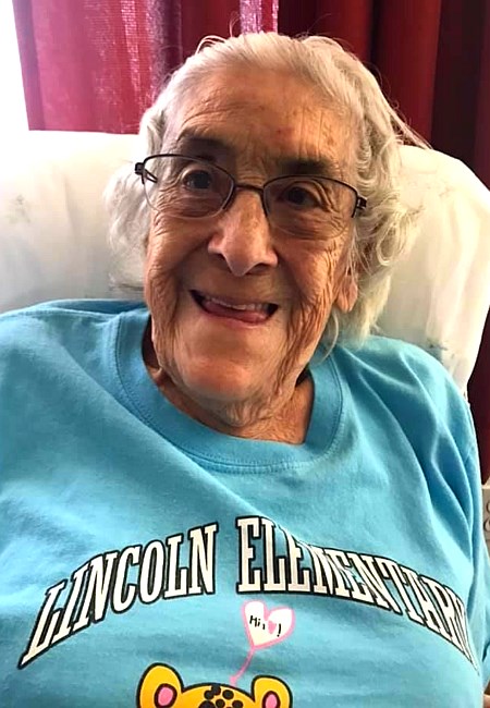 Obituary of Maria Ernestina Valdez