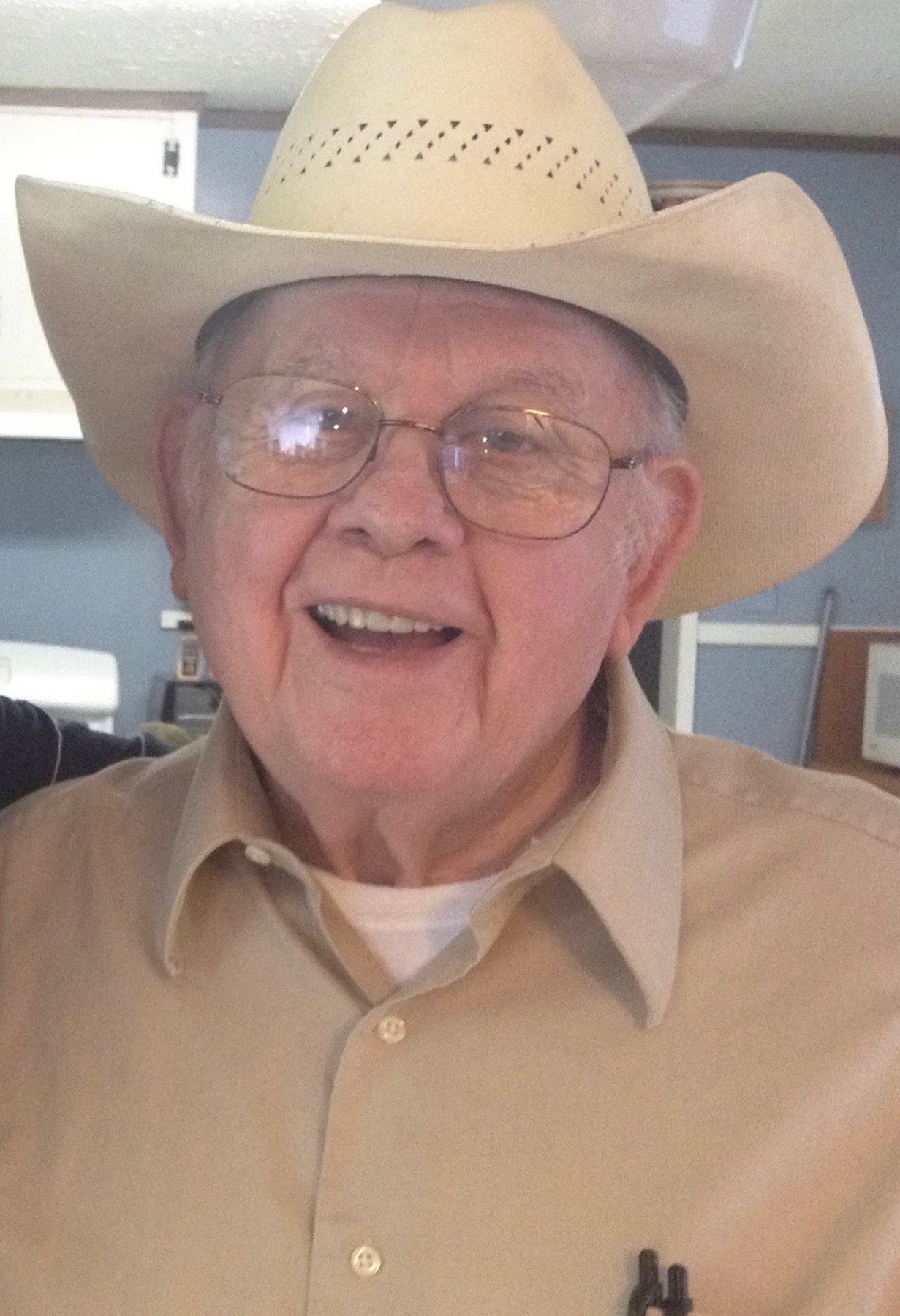 Obituary of Charles E Newhouse