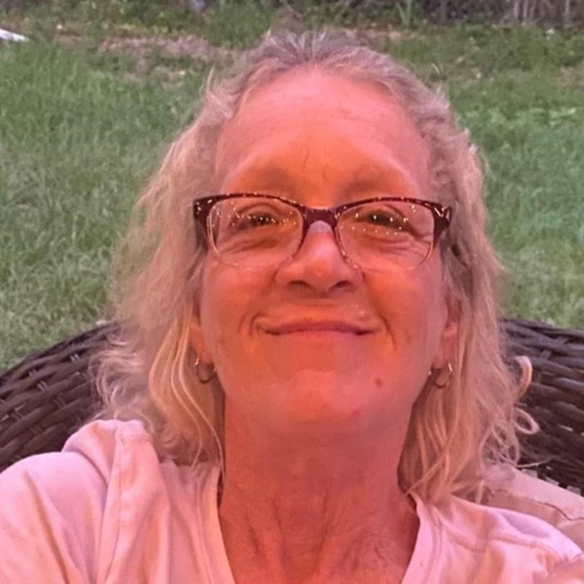 Obituary of Christine Elizabeth "Libby" Favre Howell