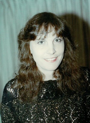 Obituario de Yvonne Shirley MacDonald