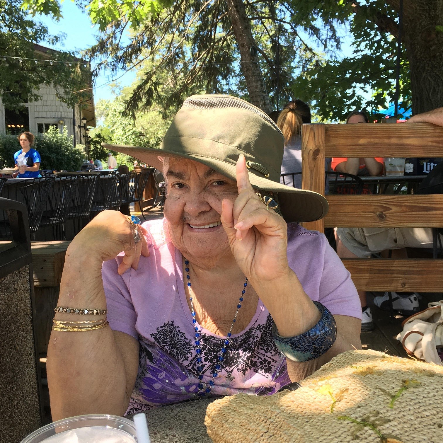 Obituary of Luz Maria Vega