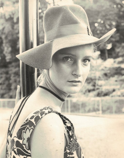 Obituary of June Carol Davis